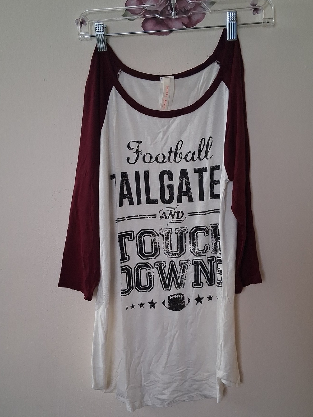 Football Tailgates Baseball T-Shirt Large NWOT